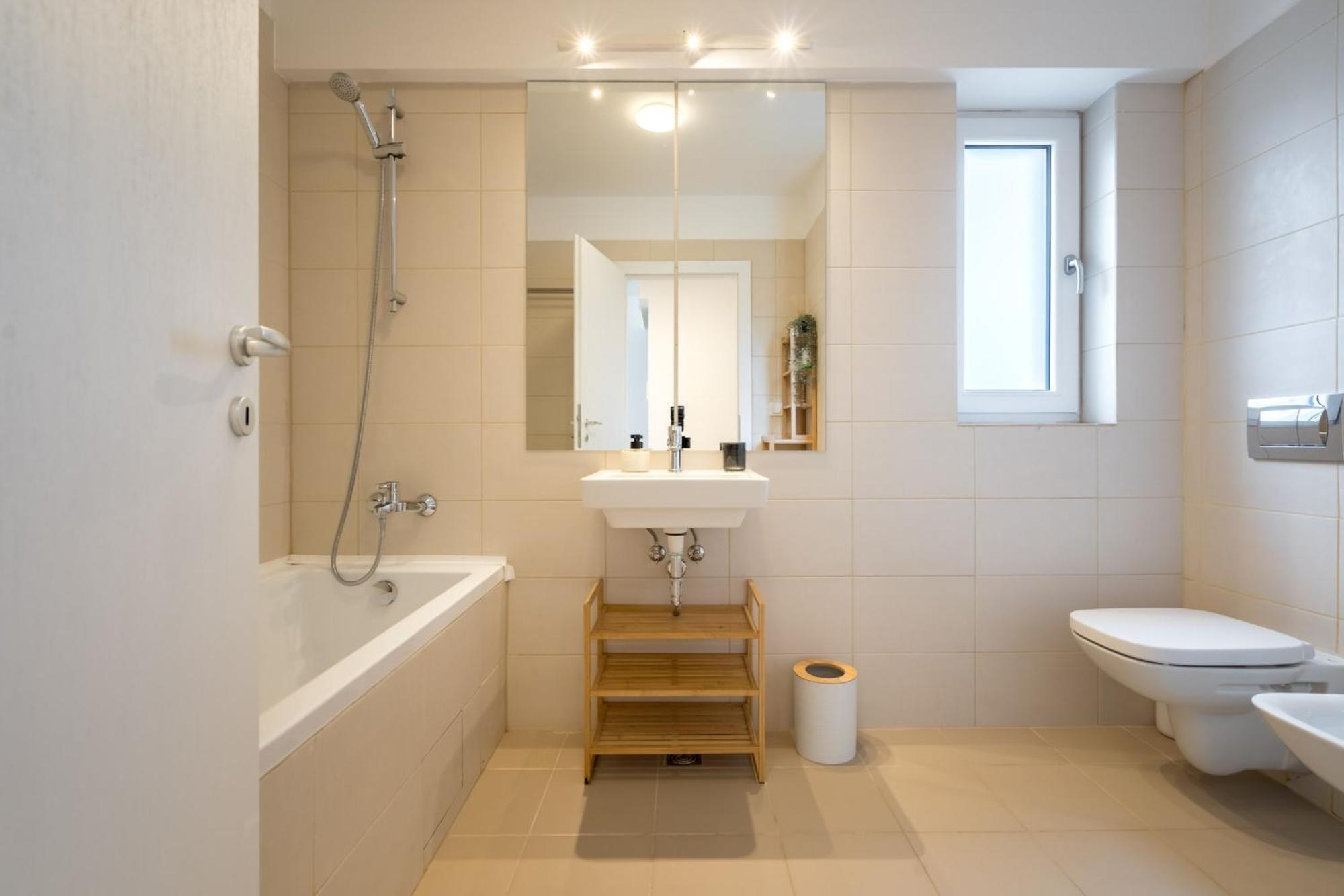 Breeze - Modern Escape In Pipera Apartment Bucharest Luaran gambar